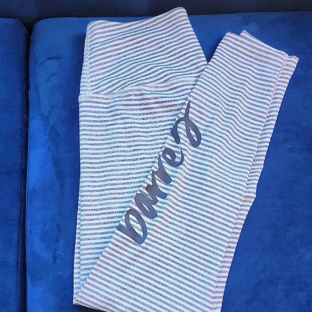 Beyond Yoga Grey White Striped Leggings Athleisure Yoga Workout  Made In USA Lrg
